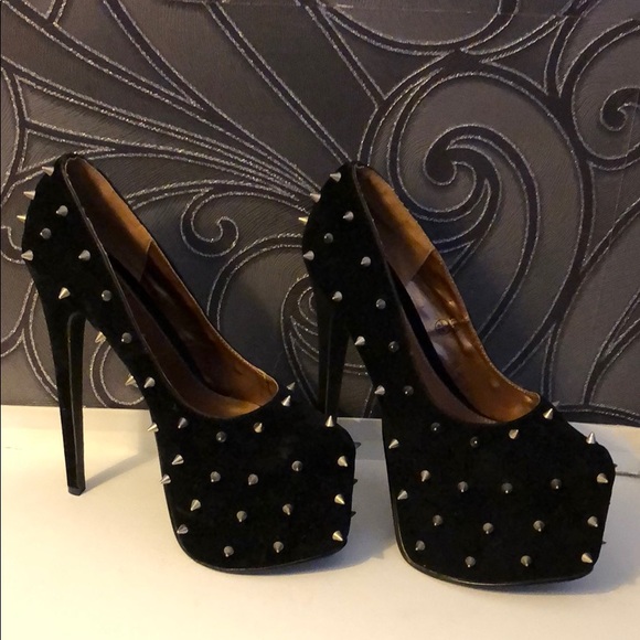 7 inch heels uk
